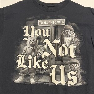 Black Graphic Cat Tee